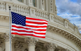 Законопроект CLARITY Act провалился. Как реагирует криптоиндустрия?