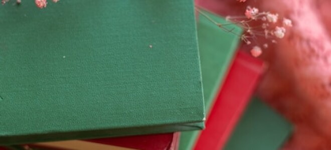 Лучшие книги 2021 года: новинки и рекомендации