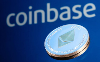 Coinbase опровергла слухи о распродаже эфириумов и накоплении биткоинов