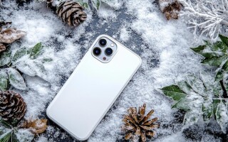 Сравнение цветов корпусов iPhone 11 и iPhone 12