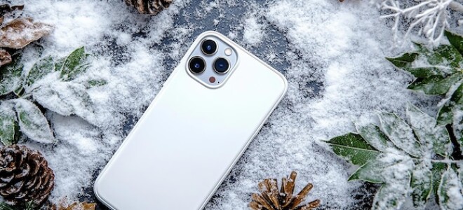 Сравнение цветов корпусов iPhone 11 и iPhone 12