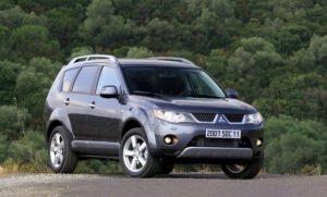 mitsubishi outlander
