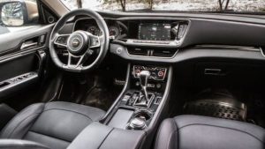 вид салона zotye coupa