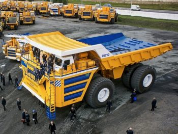 БелАЗ 75710