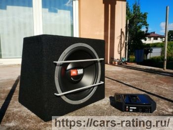JBL CS 1204B